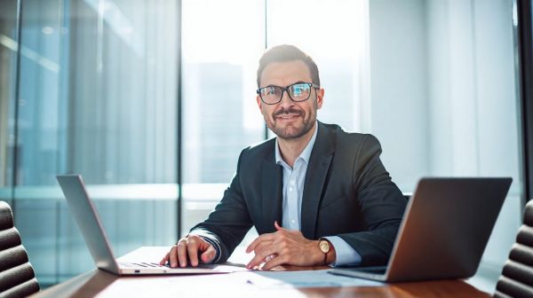 5 conseils pour choisir un courtier en assurances en ligne